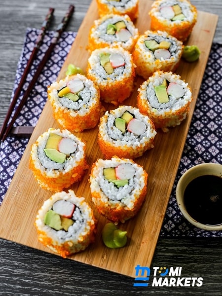 California Roll là một biến thể rất được ưa chuộng của maki