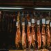 dui heo muoi jamon iberico truyen thong tomi markets