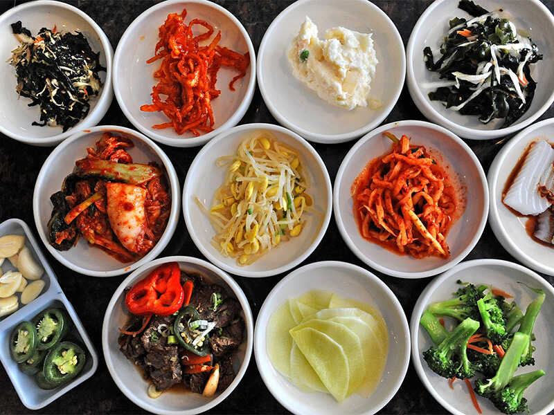 Món ăn kèm trong ẩm thực Hàn Quốc