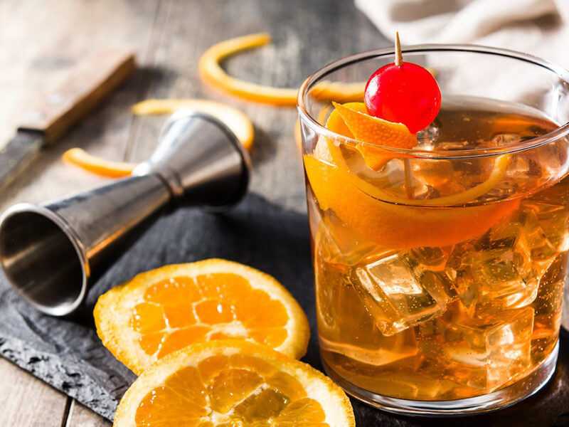Old Fashioned Cocktail từ rượu whisky