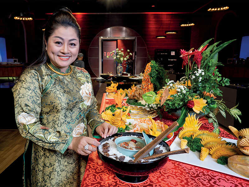 Nữ đầu bếp Phan Tôn Tịnh Hải