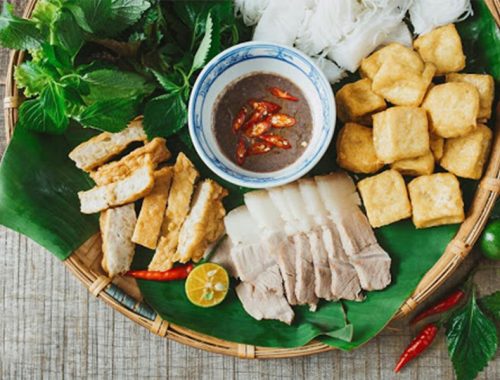 Món ăn Việt Nam khiến bạn bè quốc tế "sợ hãi"