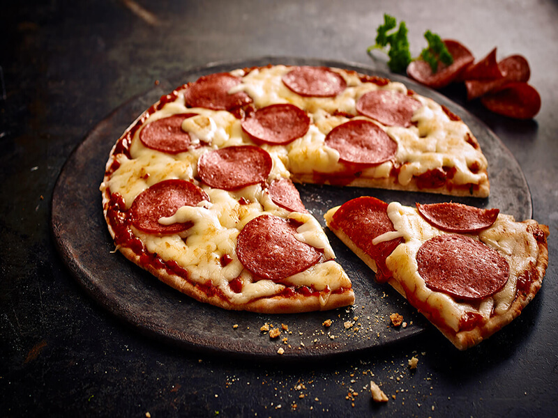 Pizza salami Tomimarkets