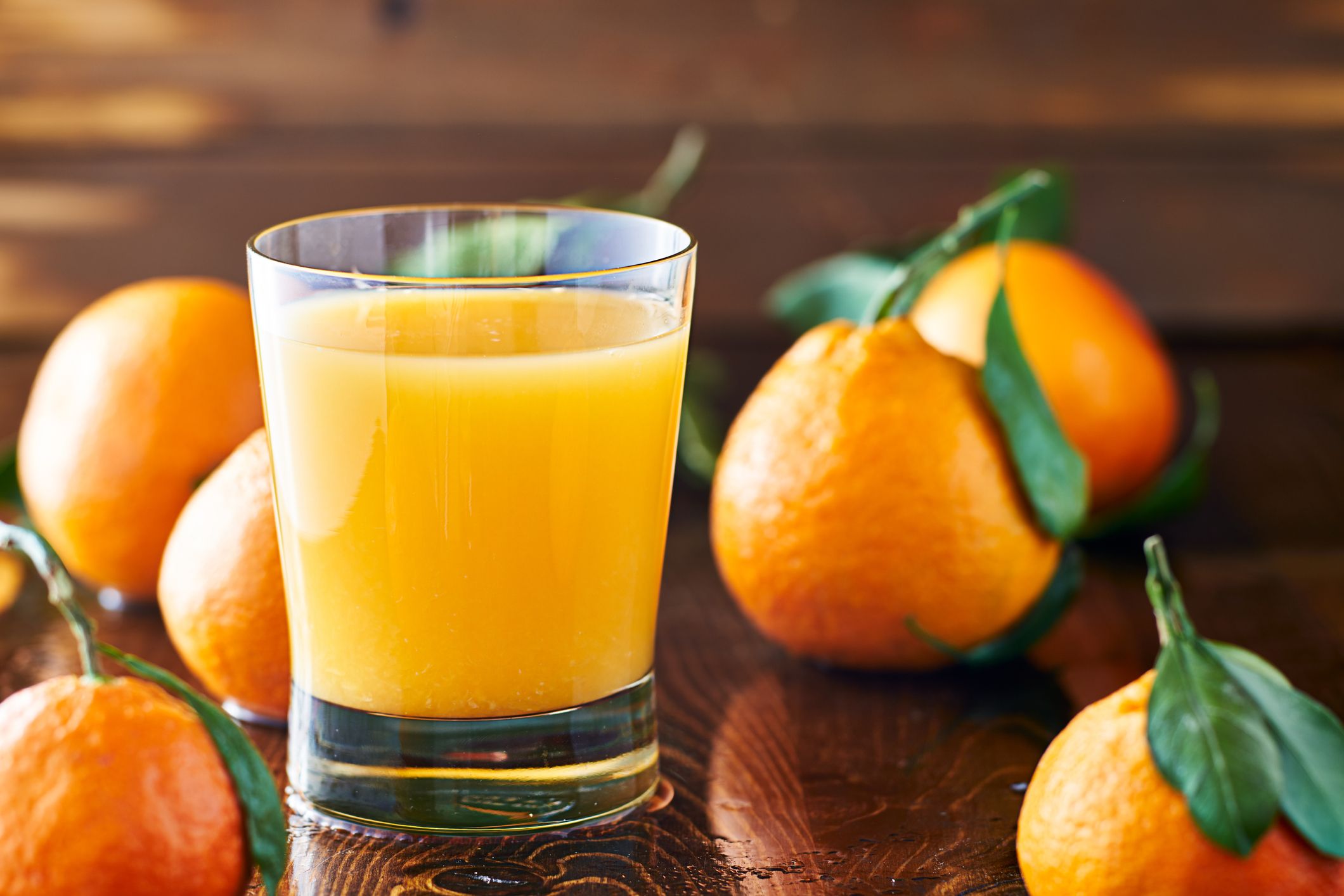 Uống nước cam tốt cho não