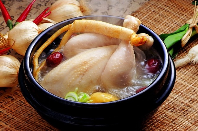 Sam-ge-tang là món ăn được sử dụng khá nhiều ở Hàn Quốc vào mùa xuân