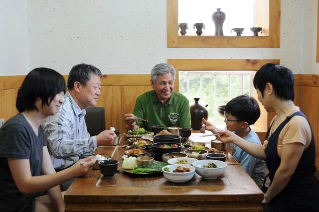 Những điều cần biết trong bàn ăn của người Hàn Quốc